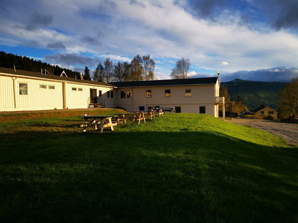 Dombås Gjestehus Exterior foto